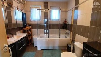 Priestranný 2-izbový byt s terasou, sídlisko Sekčov v Prešov