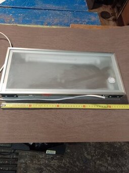 Svetlo vhodné na reklamu