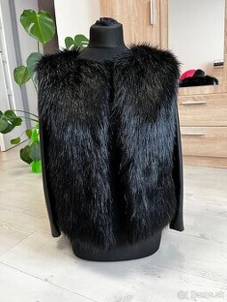 Nádherný dámsky kabatik - rukávy z pravej kože