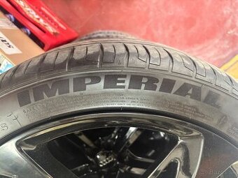 Letne pneu 255/40 R21 2022