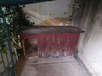 Zateplená psia búda