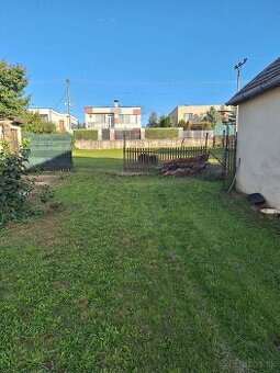 Predam stavební pozemok Rišnovce - 1