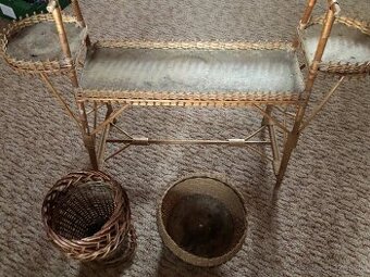 Ratanovy stojan kvetináč