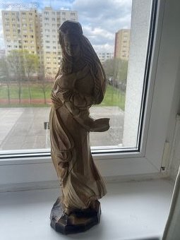 Panna Mária s dietatkom