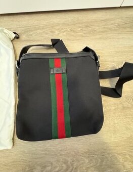 Gucci messenger bag