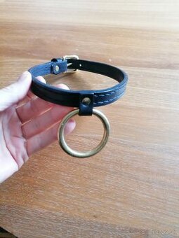 Kožený choker obojok