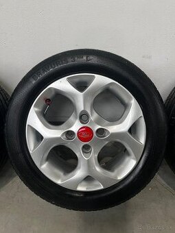 Ford Fiesta eleķtrony R15