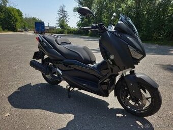 Yamaha XMAX 125