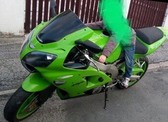 Predám Kawasaki ninja zx6r Nová STK na 4roky superšport