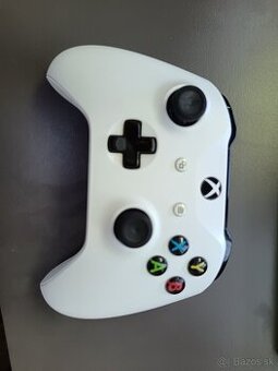Ovládač Xbox one s - 1