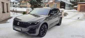 Touareg R line