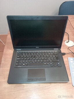 Dell latitude E5450 cpi i5-6500 8 GB ram ssd 240gb