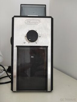 Mlynček na kávu Delonghi