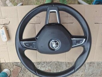Multifunkčný volant Škoda Superb III