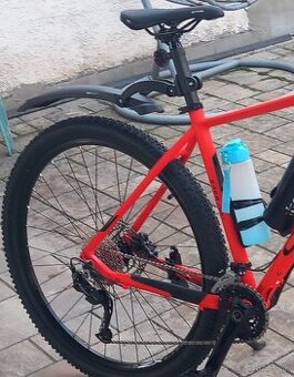 Predám horský pánsky i dámsky bike 29"kolesá top stav záruk