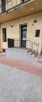 Ponúkame na prenájom kancelárske priestory v centre mesta.