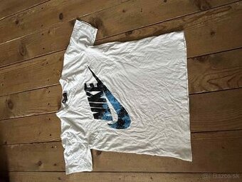 Pánske tričko nike M cena aj s poštovnym