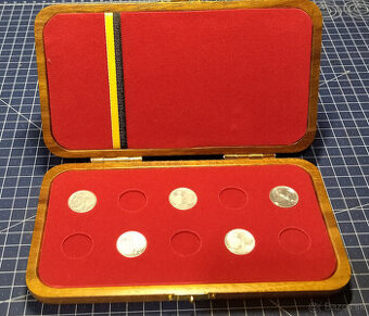 Luxusná kazeta na zlaté mince FJI 10 Korona a 20 Korona