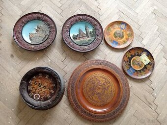Starožitnosti, keramika, drevené taniere, hodiny