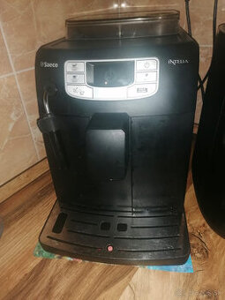 Kávovar Philips Saeco intelia