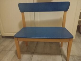 Detská drevená lavica