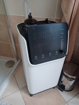 Kyslíkový prístroj koncentrátor YUWELL BreathCare YH-550