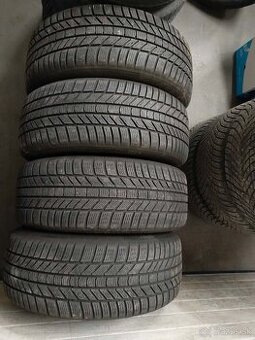 235/45 R 18 zimné Continental.