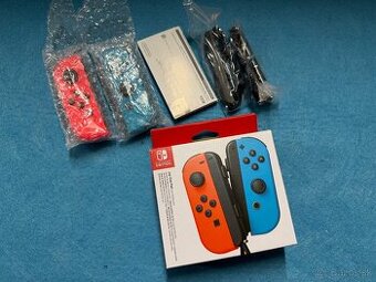 Nintendo switch joycony - Červeno - modré originálne