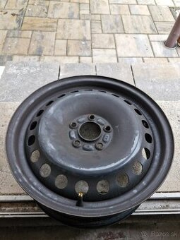 Predám 4s plechový disk R16 5x108 Ford Focus