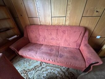 gauč a dvě křesla