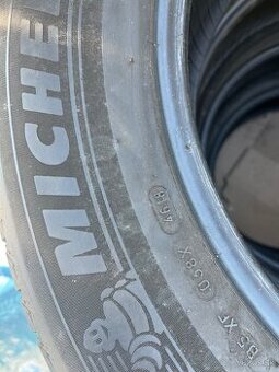 235/60r19 mischelin letné
