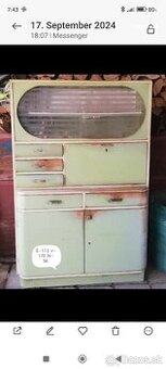 Predám starý kredenec