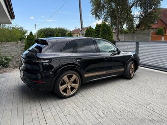 Porsche Cayenne E-Hybrid Sport Design