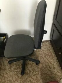 Predám kancelársku stoličku - 1