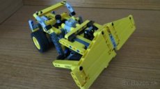Lego technic 42035 buldozer