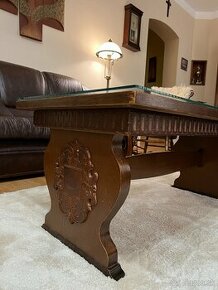 Obývačkový stôl z masívneho dreva