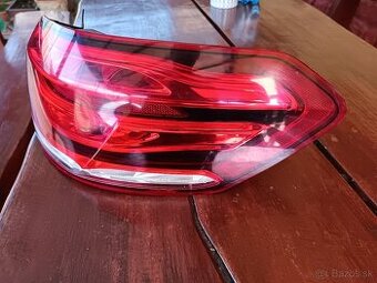 Mercedes Benz W 212 zadné LED svetlo