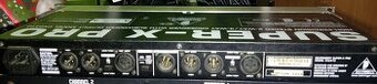 Behringer crossover