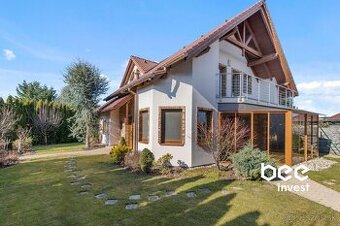 Krásny a kvalitne postavený 5 izbový rodinný dom so zimnou z