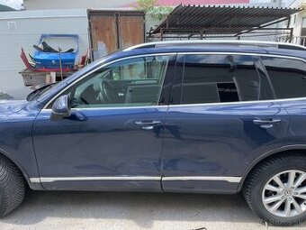 VW Toauareg 7P / Cayenne dvere L. strana