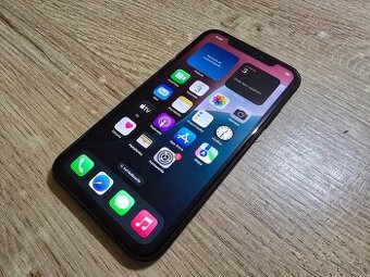 Iphone XR 64gb plnefunkcny ma len bezne znamky pouzivania al