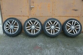 BMW M Disky R19 5x120 8,5J ET 38 na pneu 245/45 Z X4 ky