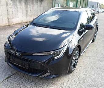 Toyota Corolla Combi TS 1.8 Hybrid e-CVT 72kW kamera,navi,LE - 1