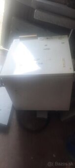 20eur 50 litrovu mrazničku predam