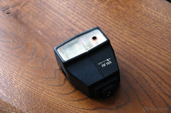 Jednoduchy pentax blesk