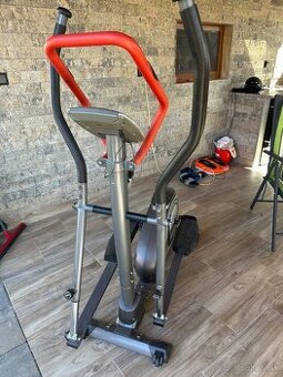 Eliptický trenažér stepper