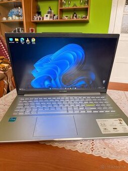 Predám Asus VivoBook K513E s i3-11gen/12GB/512GB/W11