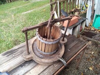 Pres dekorácia víno Vinica chata chalupa starožitnosti