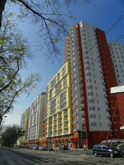 NOVO zariadený byt v NOVOSTAVBE " JÉGEHO ALEJ " RUŽINOV