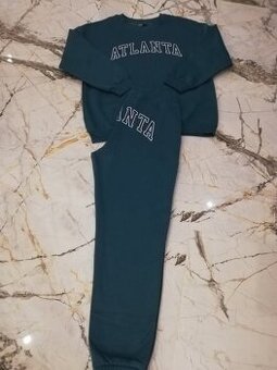 Dámska tepláková súprava veľkosť M